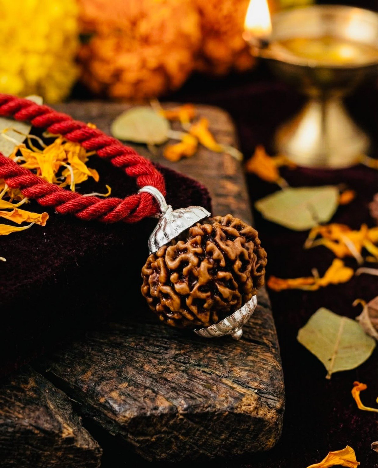 7 Mukhi Rudraksha Silver Pendant (18mm-25mm) Catalog Photo